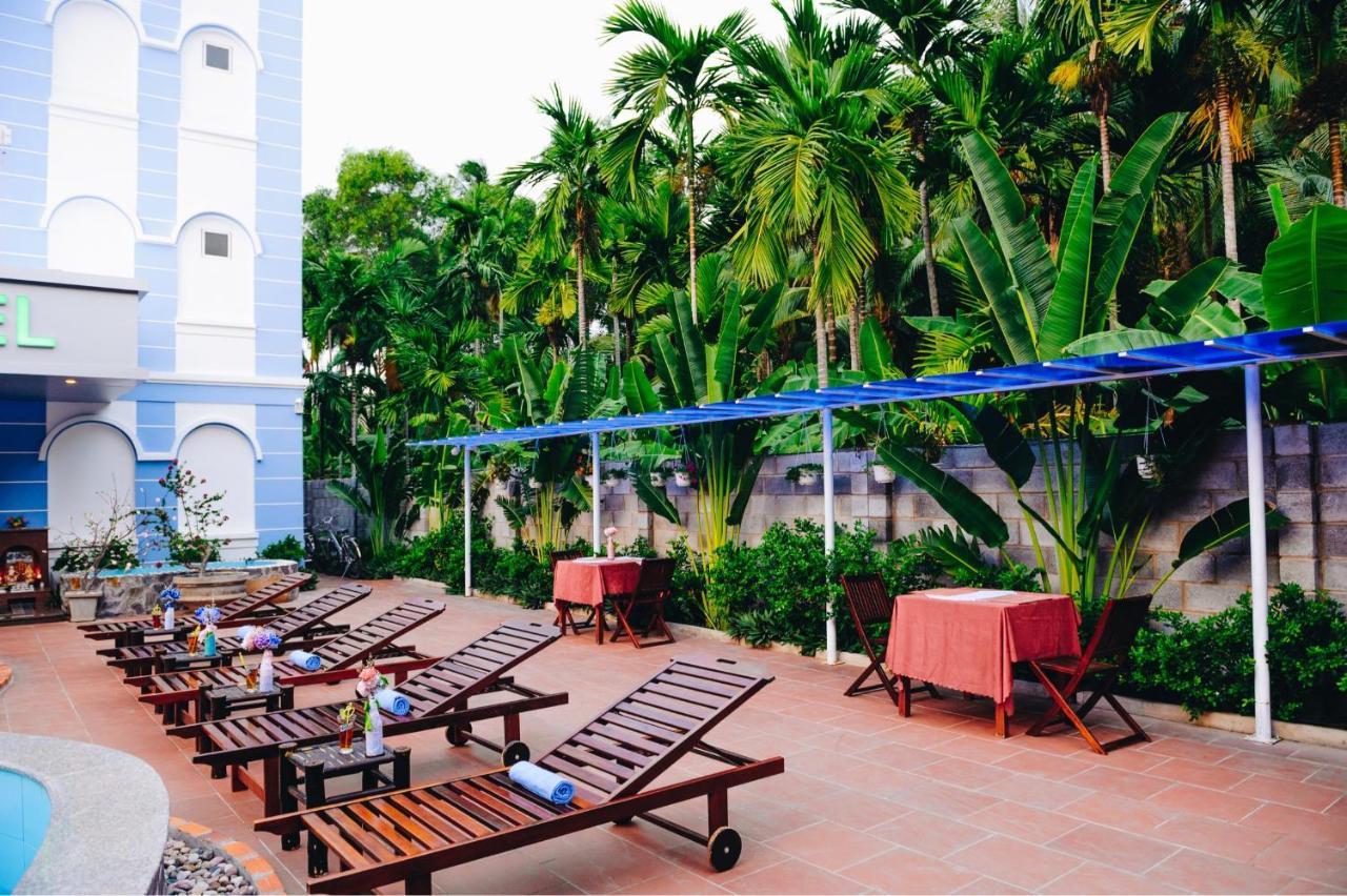 Mui Ne Alena Bungalow Hotel Phan Thiet Exterior photo